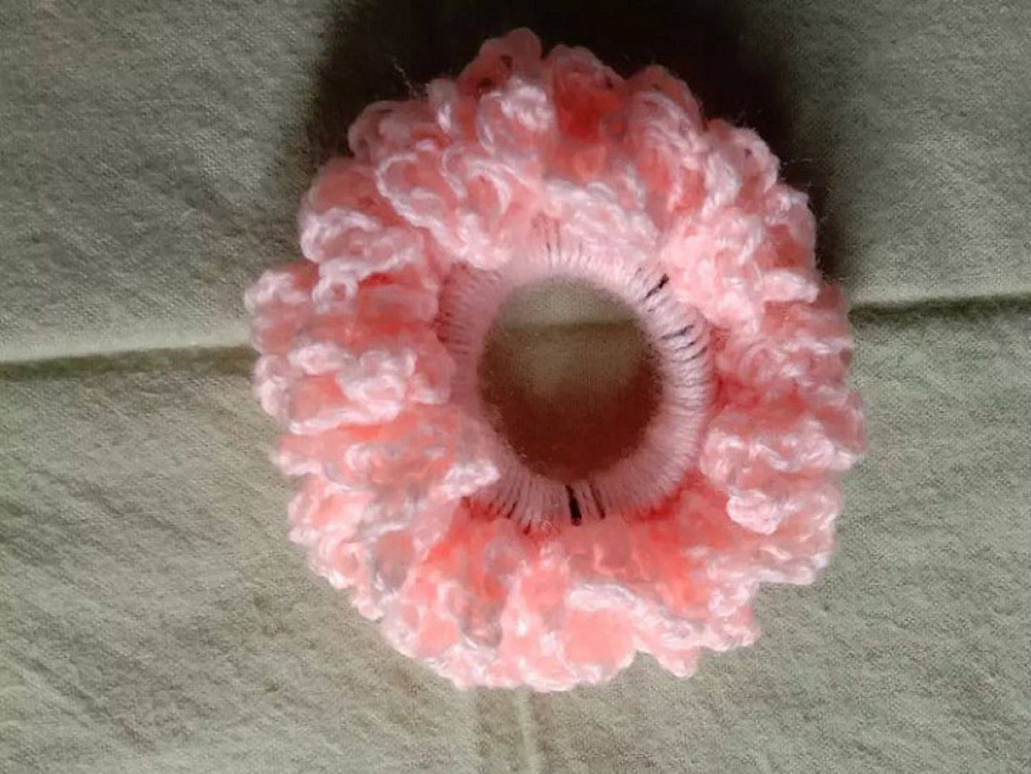 Crochet scrunchies - Crochet scrunchie pattern, Hair ties with rubber band